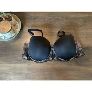 Torrid Black Lace Microfiber Multiway Bra 40DD (E)